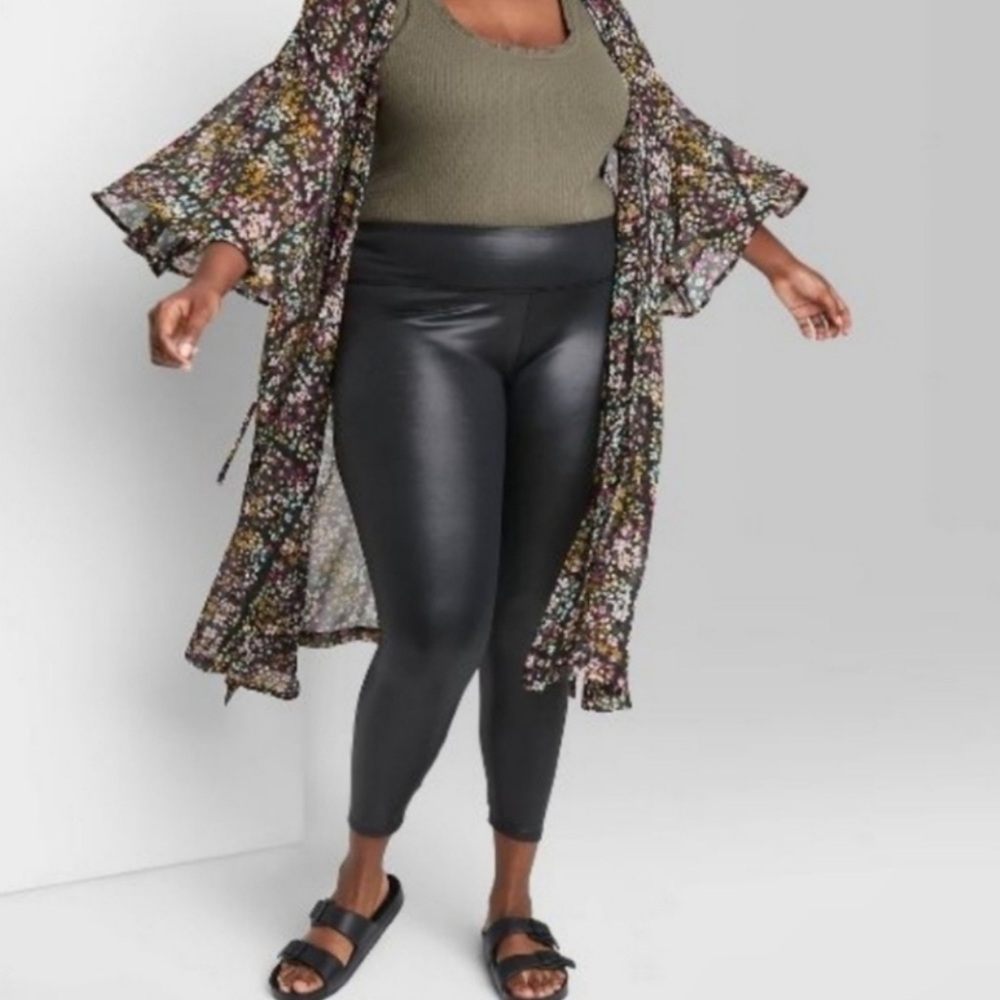 WILD FABLE‎ High Waist Liquid Leggings